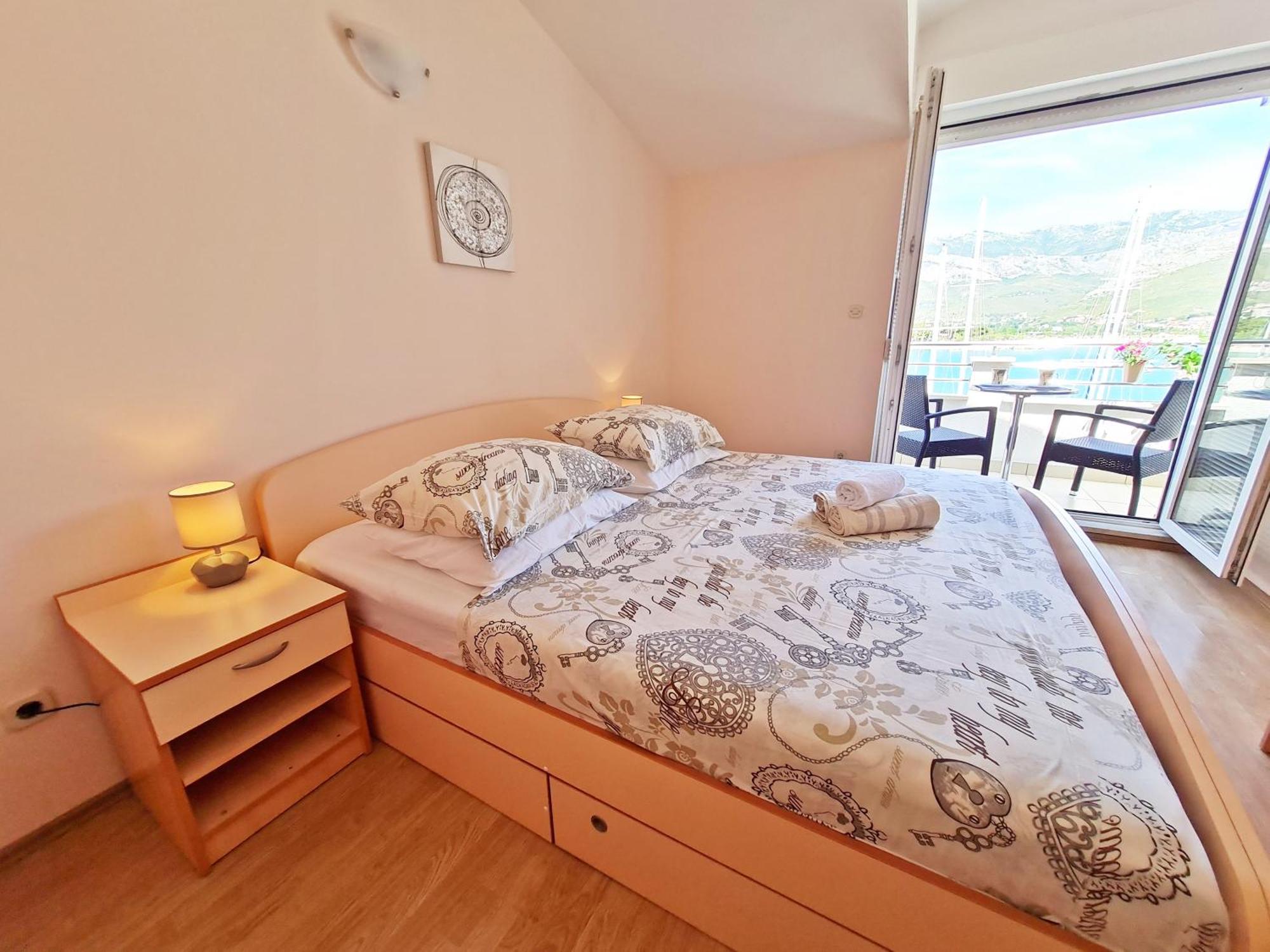 Rooms And Apartments Porat Stobrec Room photo