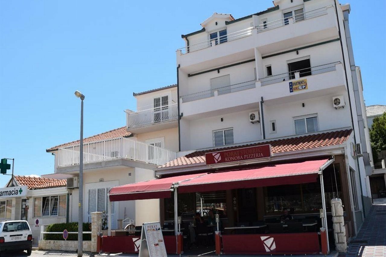 Rooms And Apartments Porat Stobrec Exterior photo